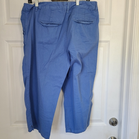 Only Necessity Woman's Sports Knit Capri's, Size: 18 Color: Blue - Picture 13 of 13